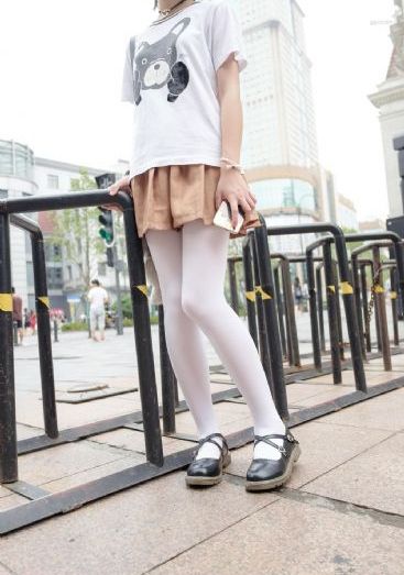 色女人综合_1080手机免费观看完整