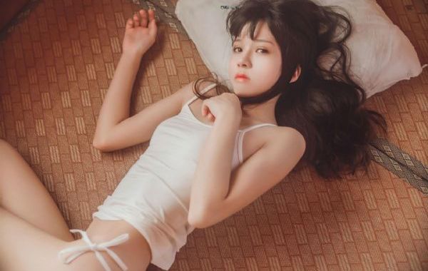 www噜噜偷拍在线视频_720电影在线观看