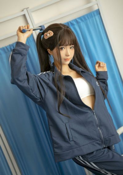 男人j进入女人屁股免费_超清完整视频观看