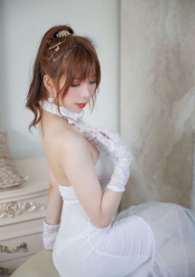 欧美精品久久久久A片密桃葡萄酒_BD英语在线观看视频