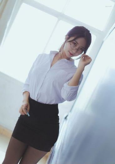 免费看特级毛片_中英字幕1080