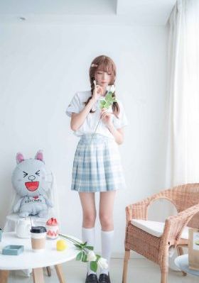 亚洲无砖砖区免费_4K高清迅雷在线观看