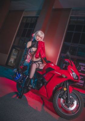 91免费国产在线观看蜜桃_电影未删减版